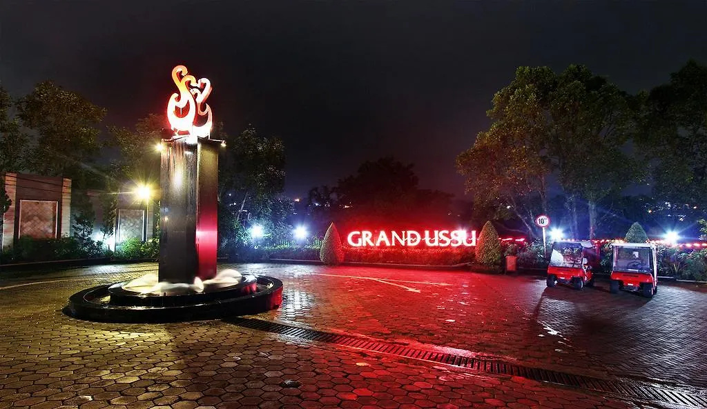 Grand Ussu Hotel & Convention-1