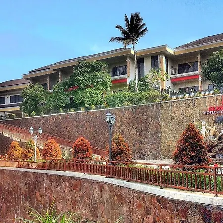 Grand Ussu Hotel & Convention-3